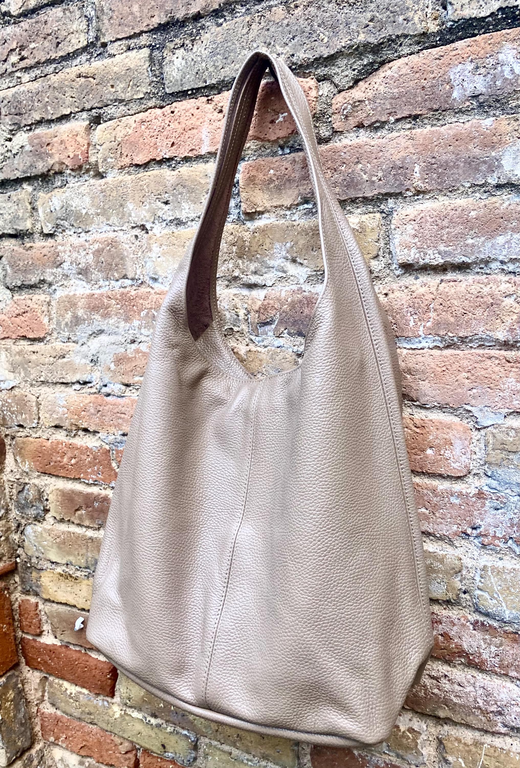 Dark beige slouch bag. Tote leather bag in taupe with ZIPPER. Soft genuine leather. Beige leather purse. Wide strap shoulder bag.