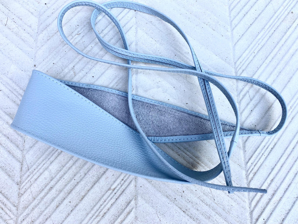 Light blue leather waist belt. Wide wrap belt in BLUE. Genuine leather. Sky blue leather obi belt. Blue wraparound belt