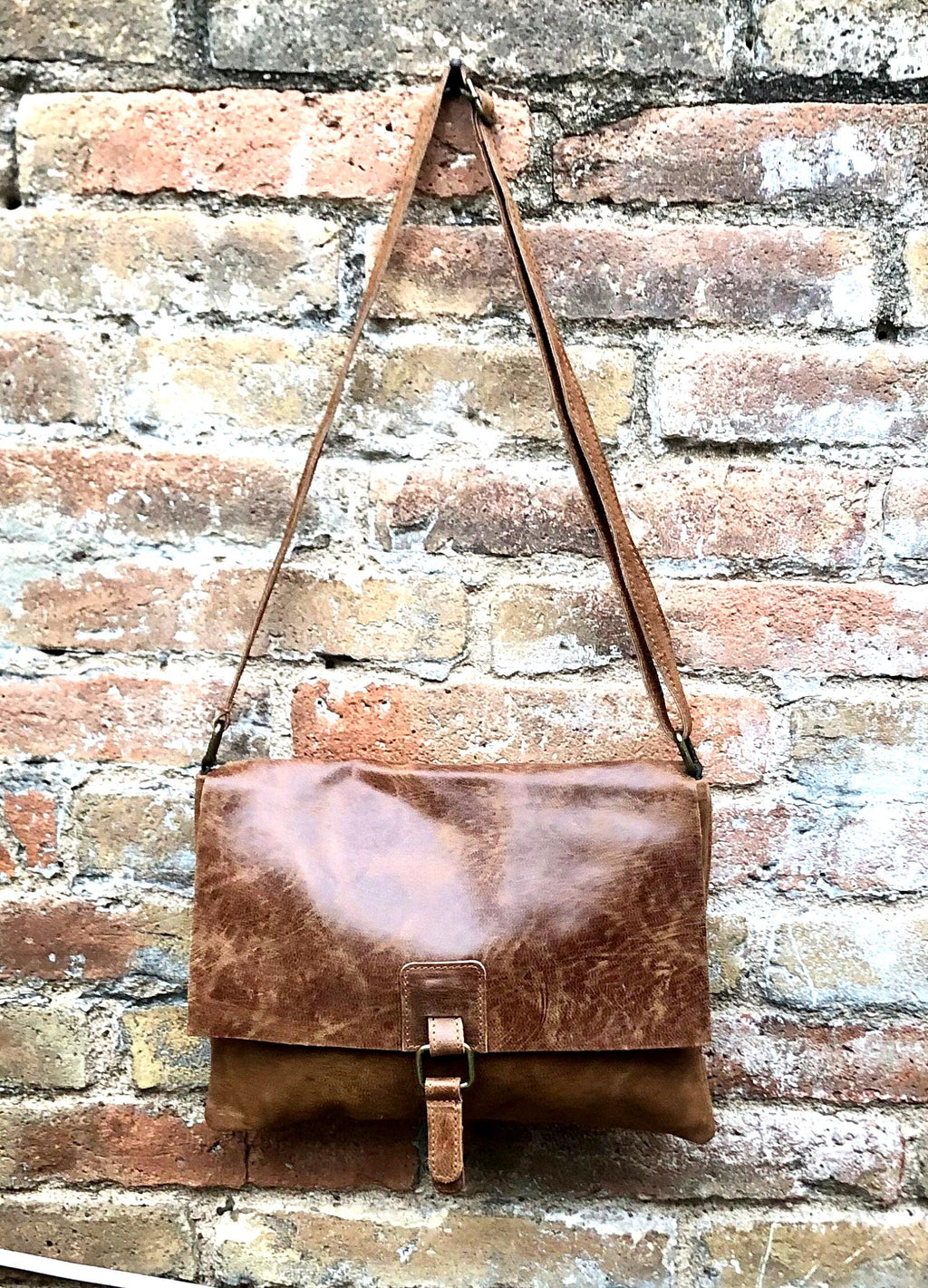 Camel brown suede bag. Genuine leather purse. cossbody / messenger bag in soft natural leather for books, tablets. Tan brown suede purse