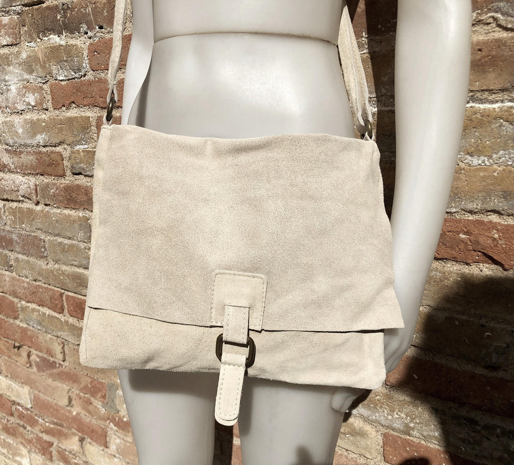 Suede bag in light beige. Genuine leather shoulder / messenger bag. Cream color suede purse. Broken white suede crossbody. Flap + zipper