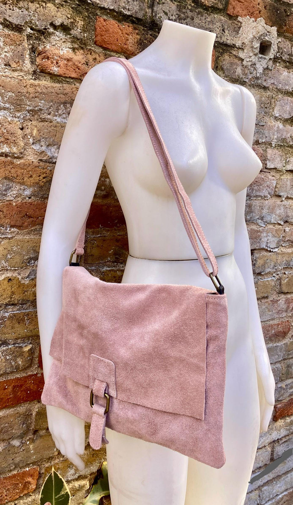 Suede bag in dusty PINK. Genuine leather BOHO bag. Pink suede purse. Crossbody / shoulder / messenger bag in soft natural leather.