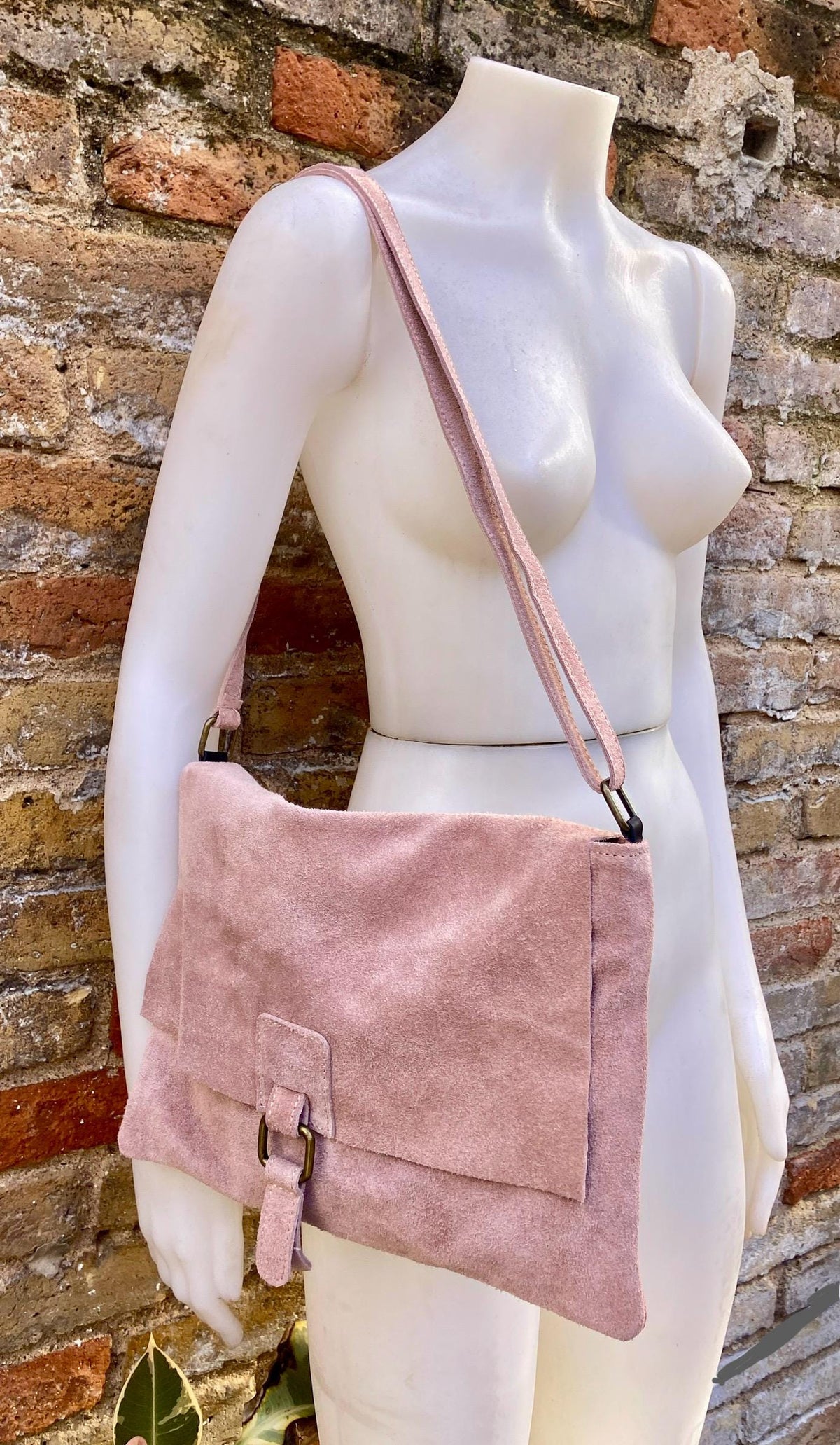 Suede bag in dusty PINK. Genuine leather BOHO bag. Pink suede purse. Crossbody / shoulder / messenger bag in soft natural leather.