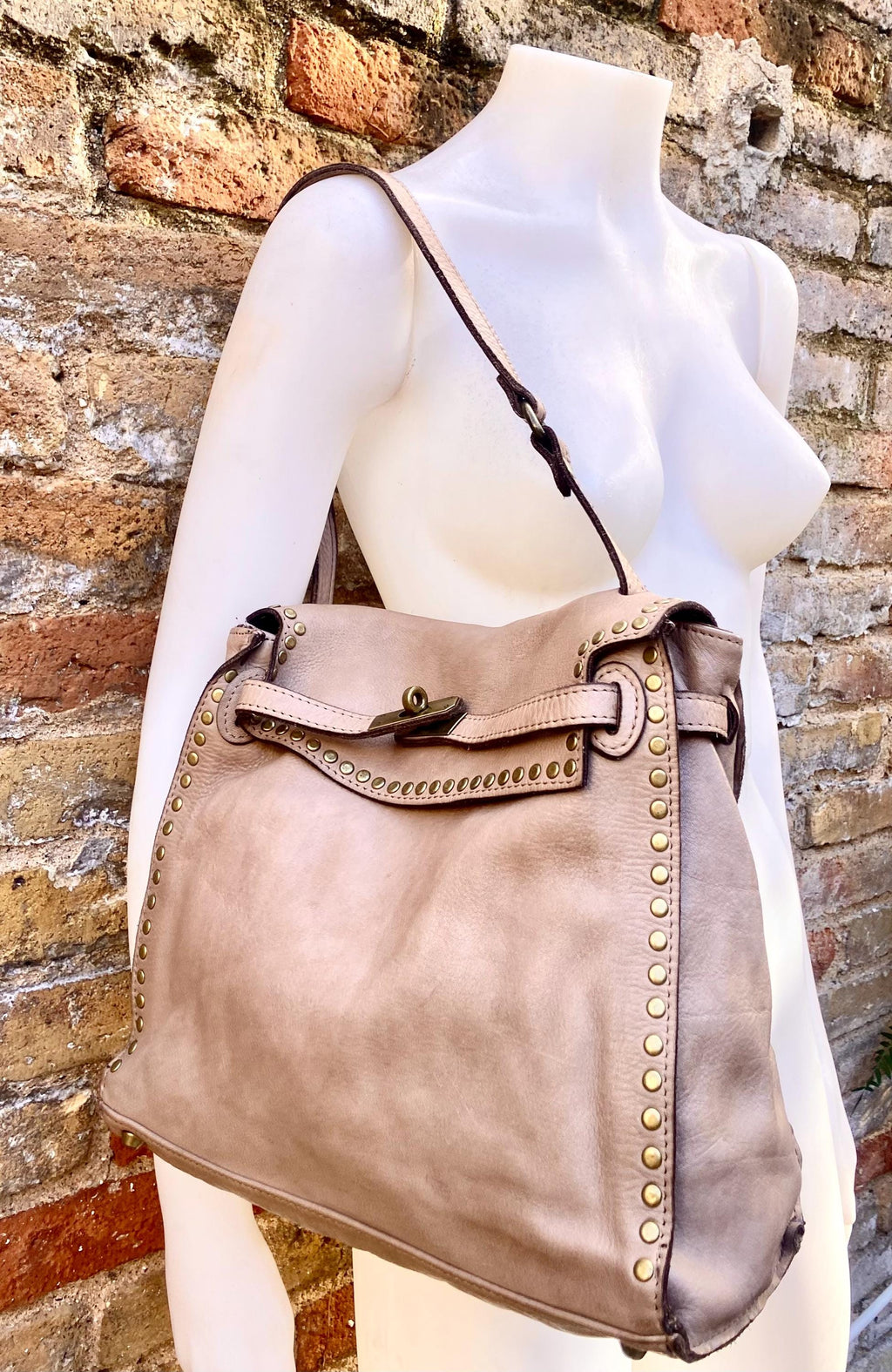 TAUPE brown distressed leather shoulder / crossbody bag. Soft genuine leather shopper. Light greyge brown boho - hippy purse with 2 straps