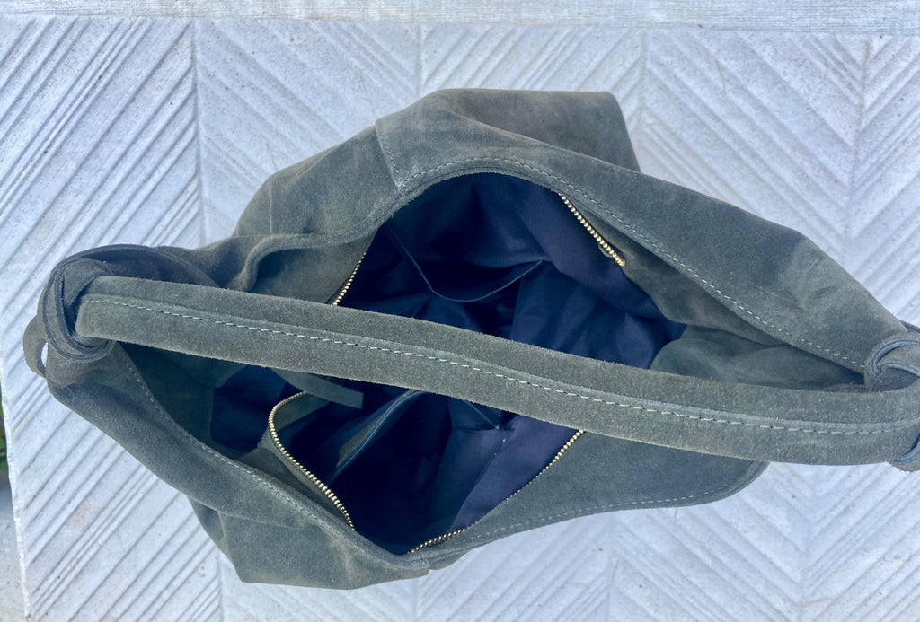Slouch bag in dark green with and zipper. Genuine leather bag. Green color origami lined bag. Green suede purse. Wide strap shoulder bag.