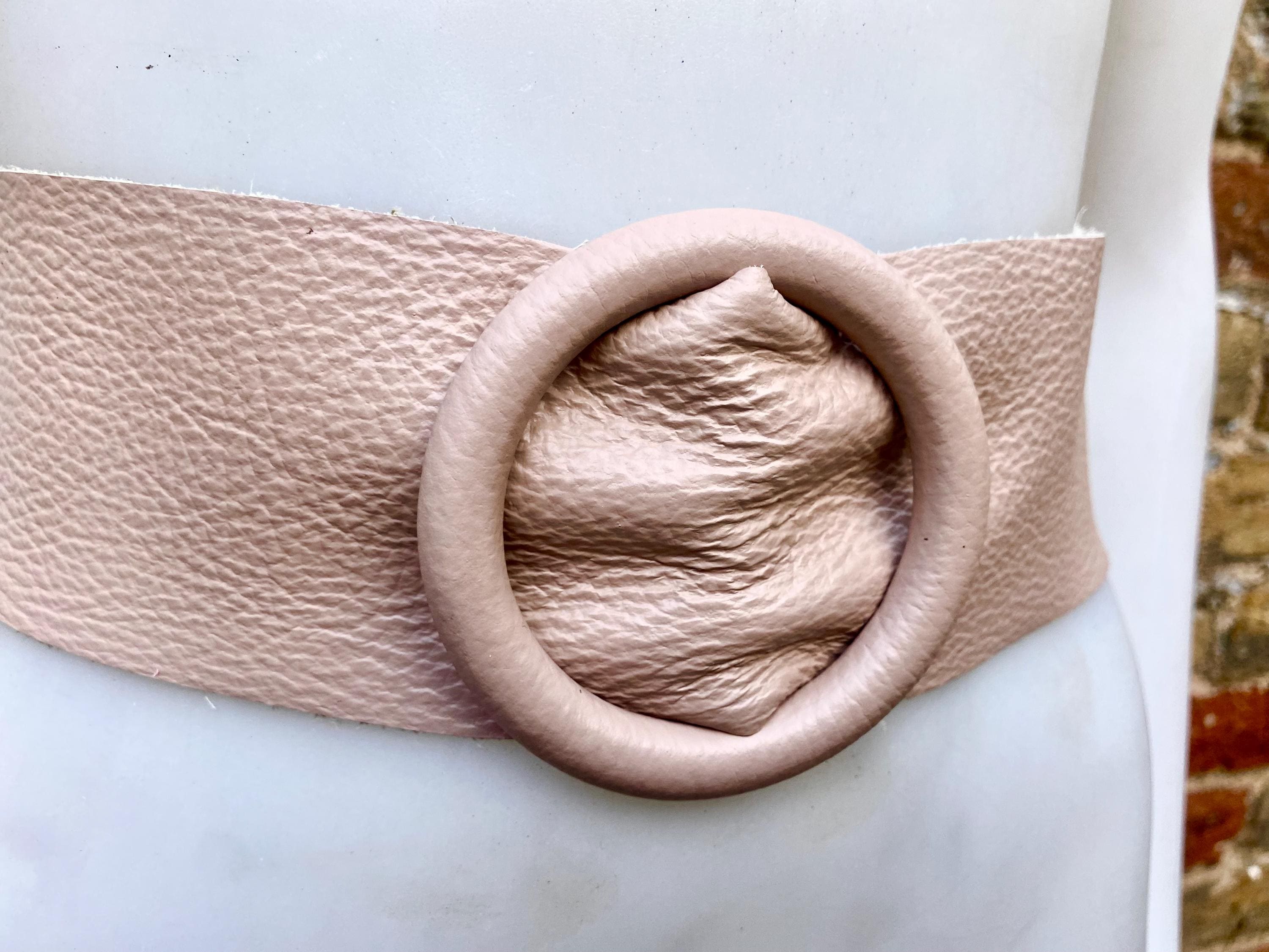Pink leather waist belt with large round buckle.Soft leather belt in light dusty pink. Genuine leather pink dress belt. Pink wide waist belt