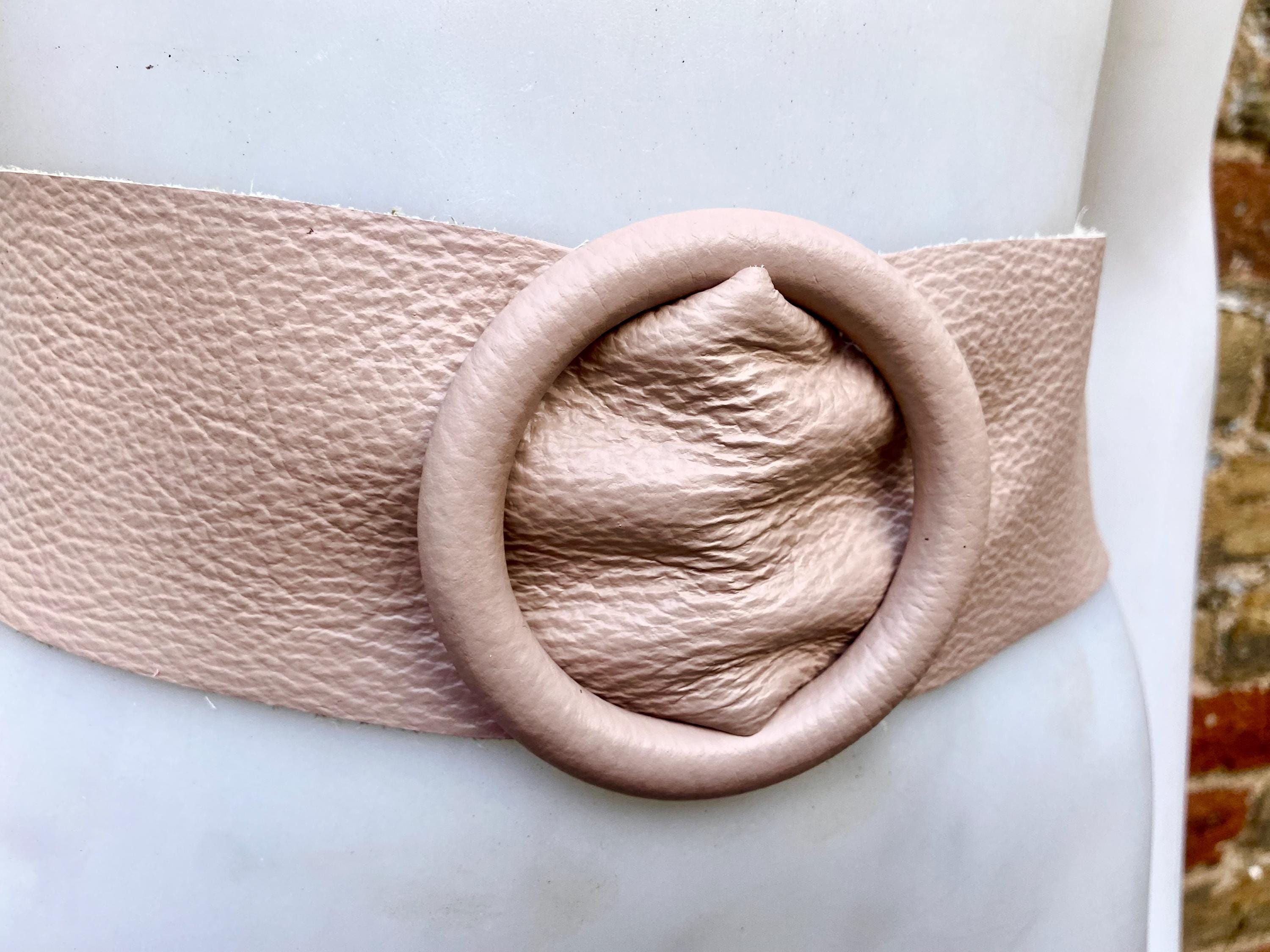 Pink leather waist belt with large round buckle.Soft leather belt in light dusty pink. Genuine leather pink dress belt. Pink wide waist belt