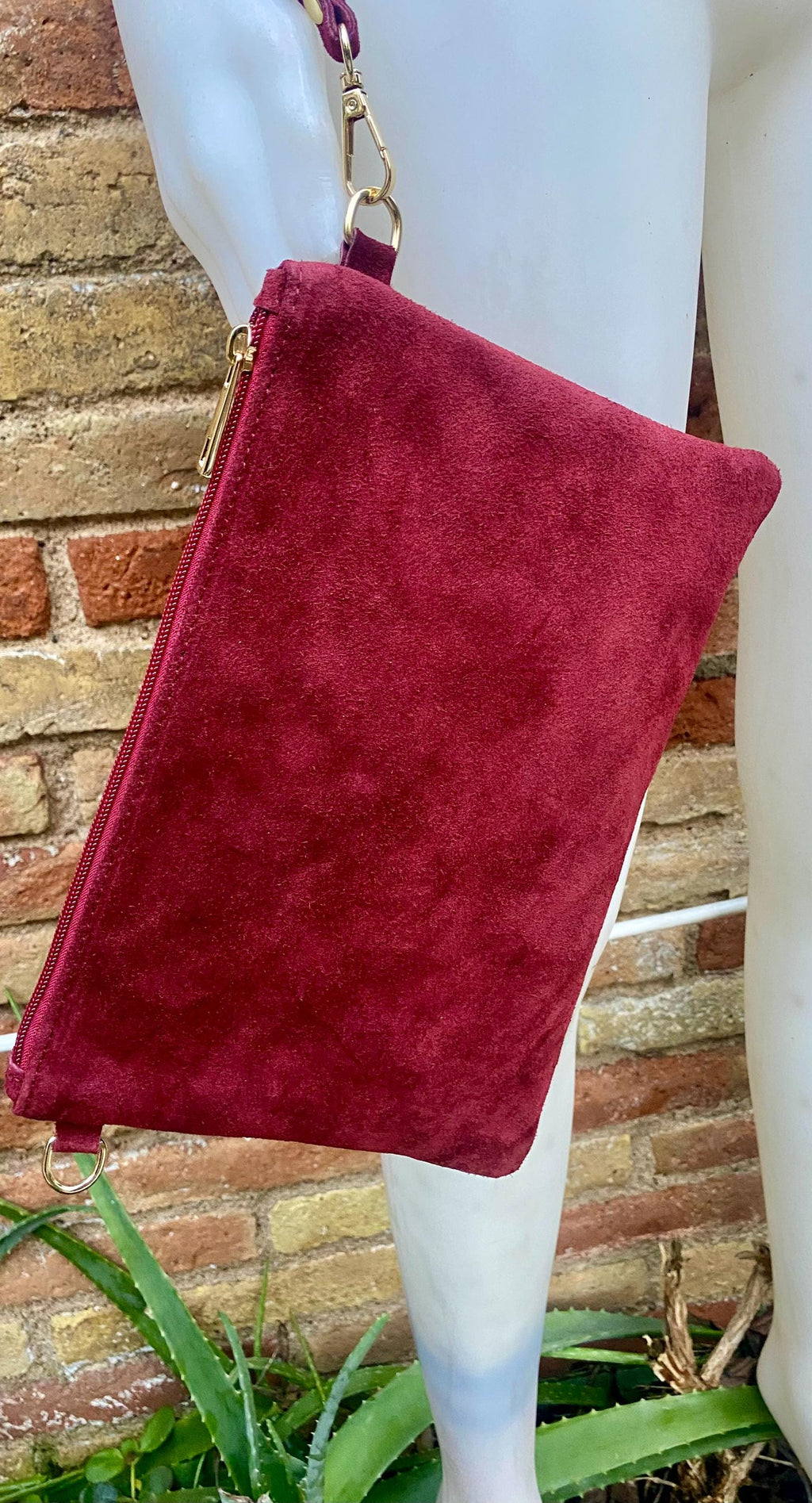 Burgundy small suede leather bag. Crossbody / shoulder bag / wristlet in GENUINE leather. Wine red bag. Flat dark red suede purse.