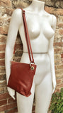 Camel brown leather bag. Rusty cross body / shoulder bag. Genuine leather purse with adjustable strap and zipper. Soft brown leather bag