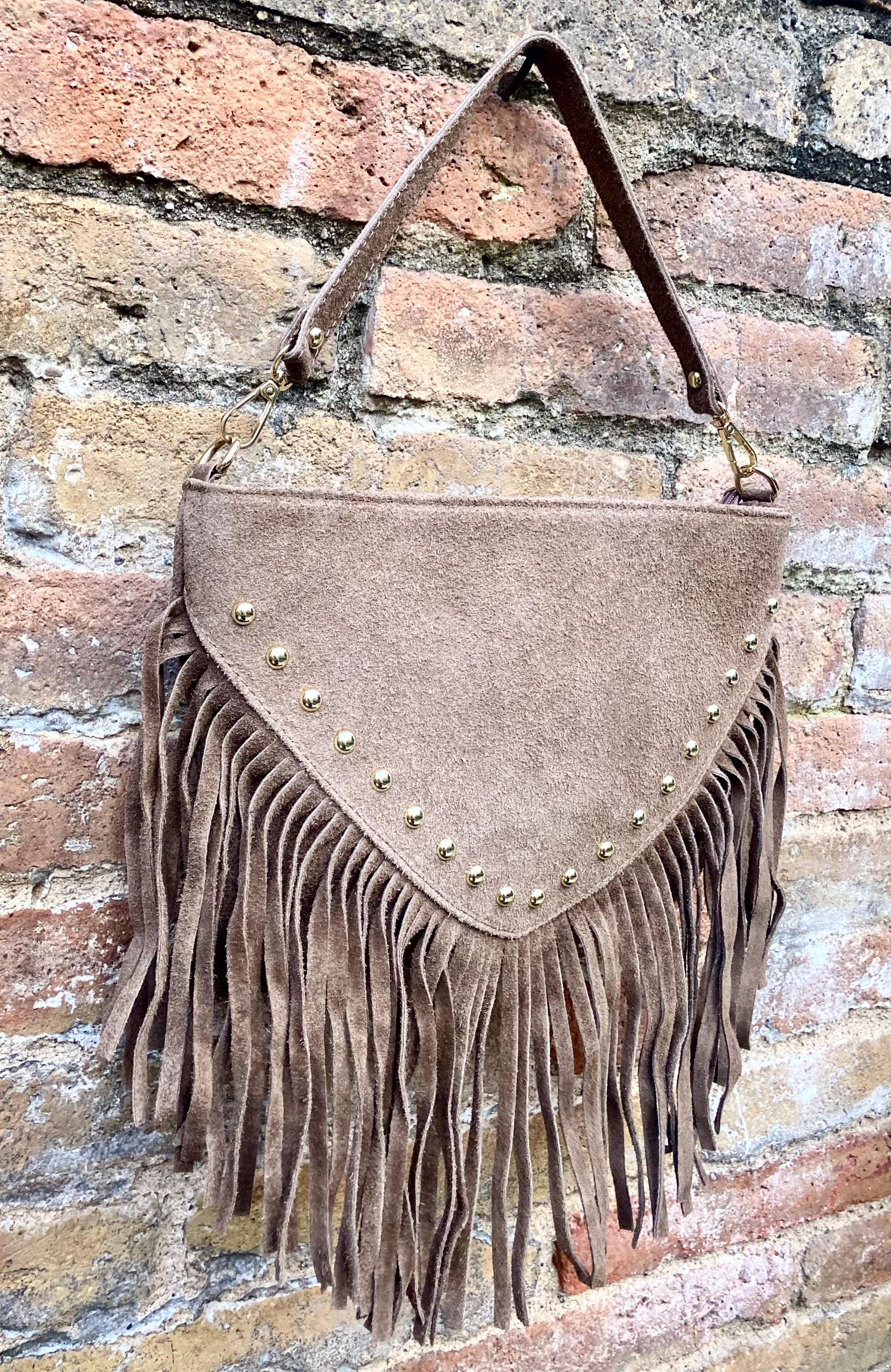 Taupe brown suede crossbody bag with tacks and fringes. Light brown suede hippy purse. Genuine suede leather boho bag in light greyge brown