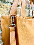 Camel brown leather bag. Light brown hobo shoulder bag + added crossbody strap. Genuine leather shopper. Caramel brown purse