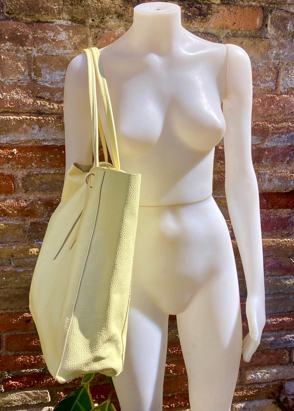 YELLOW tote leather bag. Soft natural GENUINE leather bag. Large light yellow leather shopper with ZIPPER. Vanilla laptop or book bag.