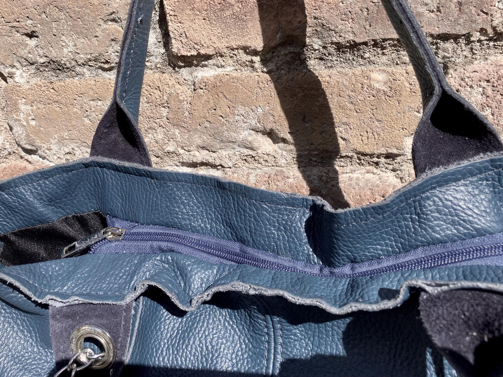 TEAL blue tote leather shopper in GENUINE leather. Large blue carry all tote bag for your laptop, books. Leather shopper w/ lining + zipper