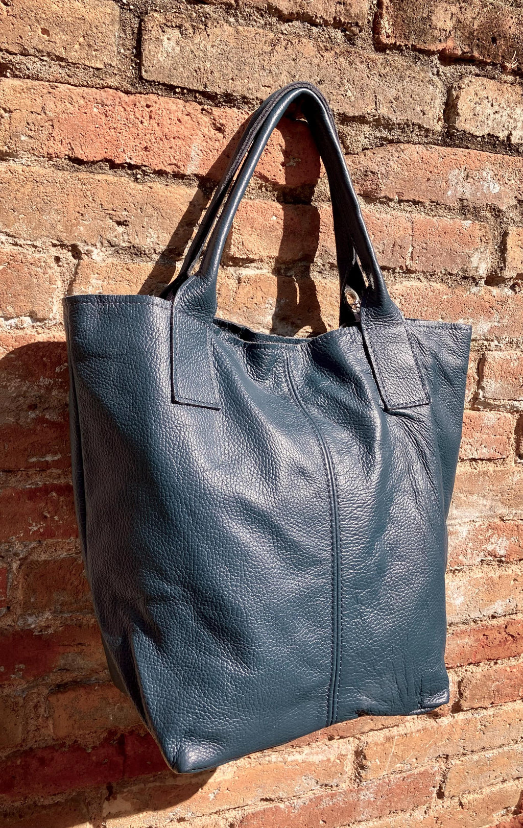 TEAL blue tote leather shopper in GENUINE leather. Large blue carry all tote bag for your laptop, books. Leather shopper w/ lining + zipper
