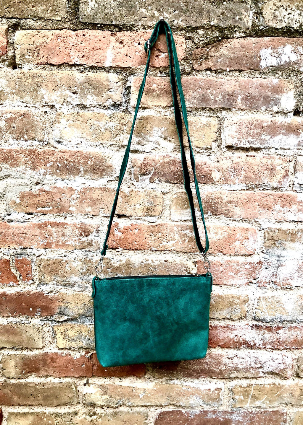 Dark green suede leather bag. Small crossbody / shoulder bag in GENUINE leather. Adjustable strap and zipper. Green suede purse