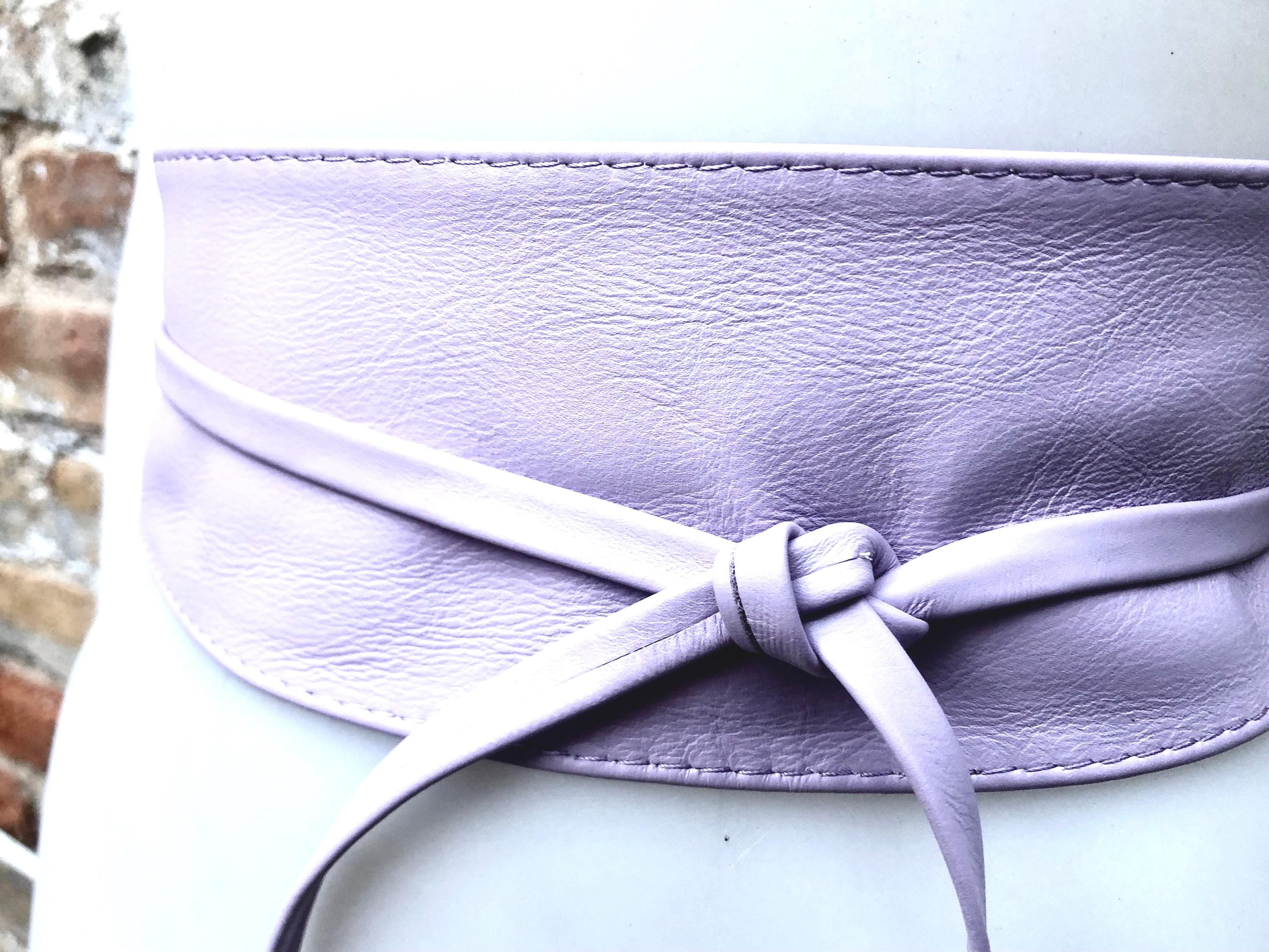 Light purple obi belt in soft genuine leather. LONGER option. Wrap belt in mauve. Wraparound waist belt in lavender genuine leather.