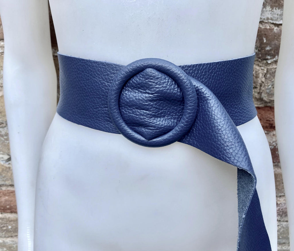 Navy leather waist belt with large round buckle. Soft leather belt in blue .Genuine leather dark blue dress belt. Wide blue waist belt