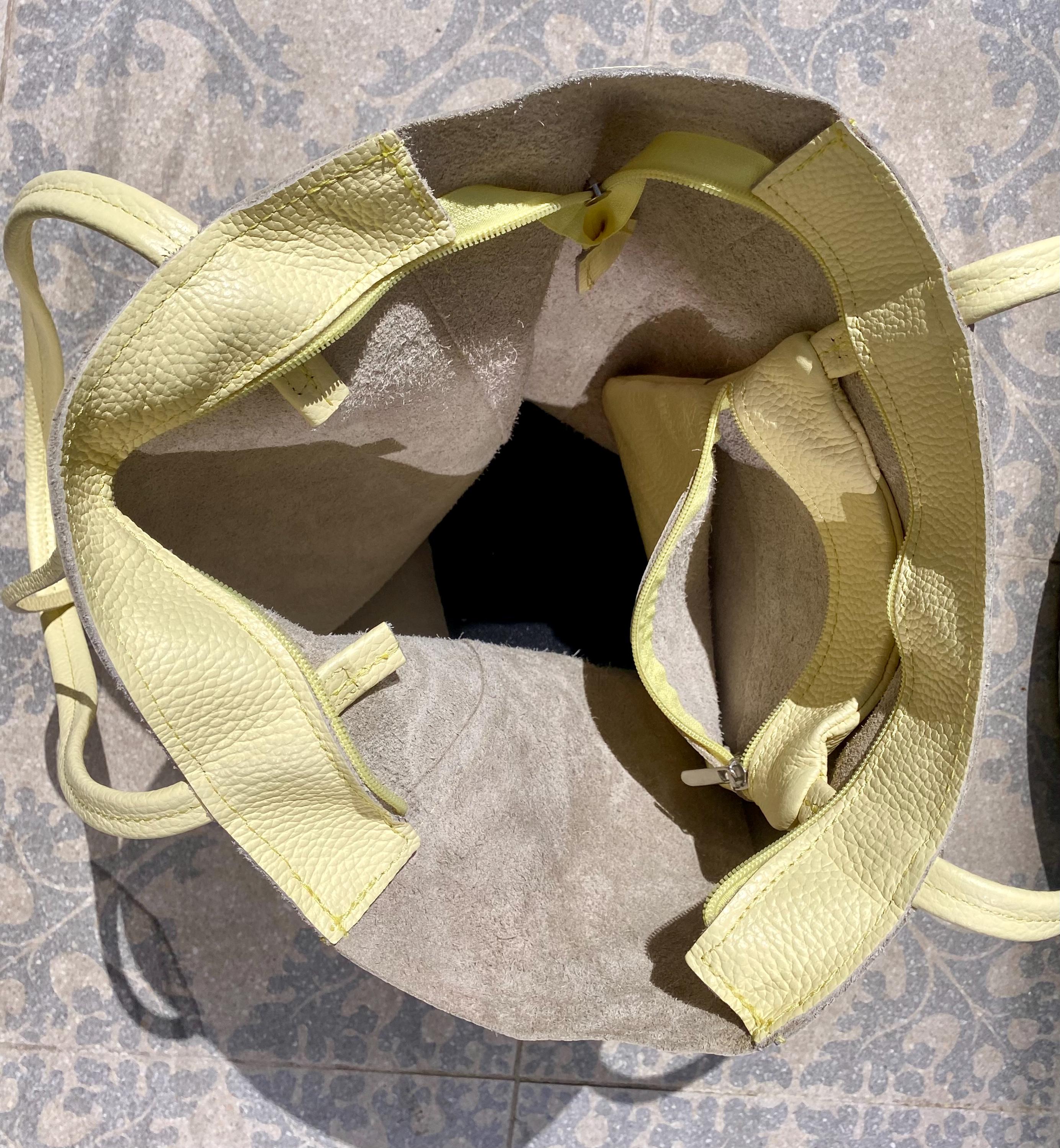 YELLOW tote leather bag. Soft natural GENUINE leather bag. Large light yellow leather shopper with ZIPPER. Vanilla laptop or book bag.