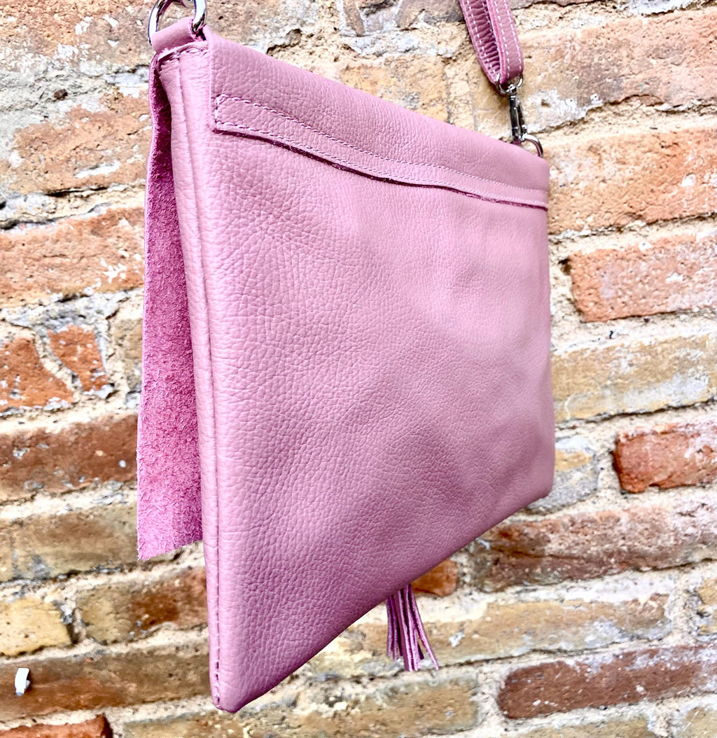 Raspberry pink crossbody / shoulder bag. Soft genuine leather. Medium cerise pink messenger bag. Zipper and adjustable strap