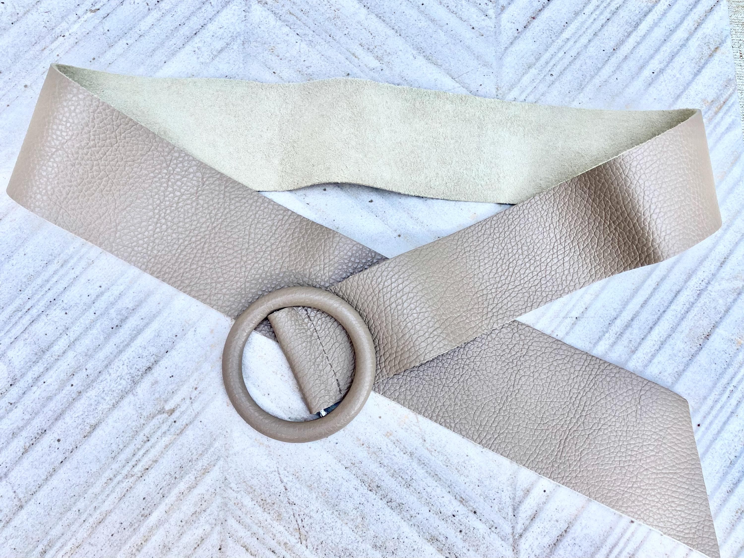 Beige leather waist belt with large round buckle. Soft leather belt in beige. Genuine leather dress belt. Beige wide waist belt
