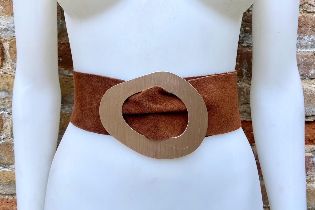 Rusty brown suede waist belt with large metal buckle. Soft suede belt in saddle brown. Camel boho suede belt. Genuine natural suede leather.