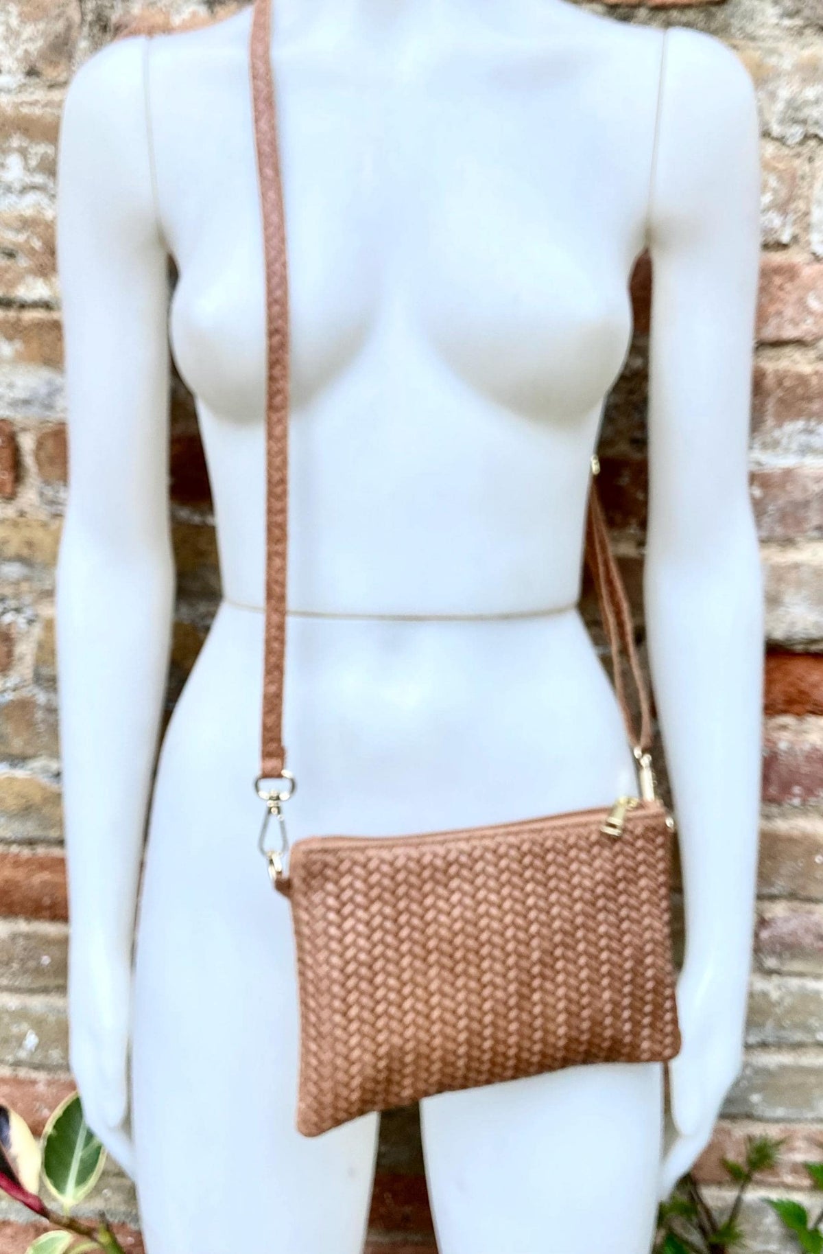 Small leather bag in camel brown. Embossed GENUINE leather crossbody / shoulder bag. Brown leather bag. Tobacco brown purse