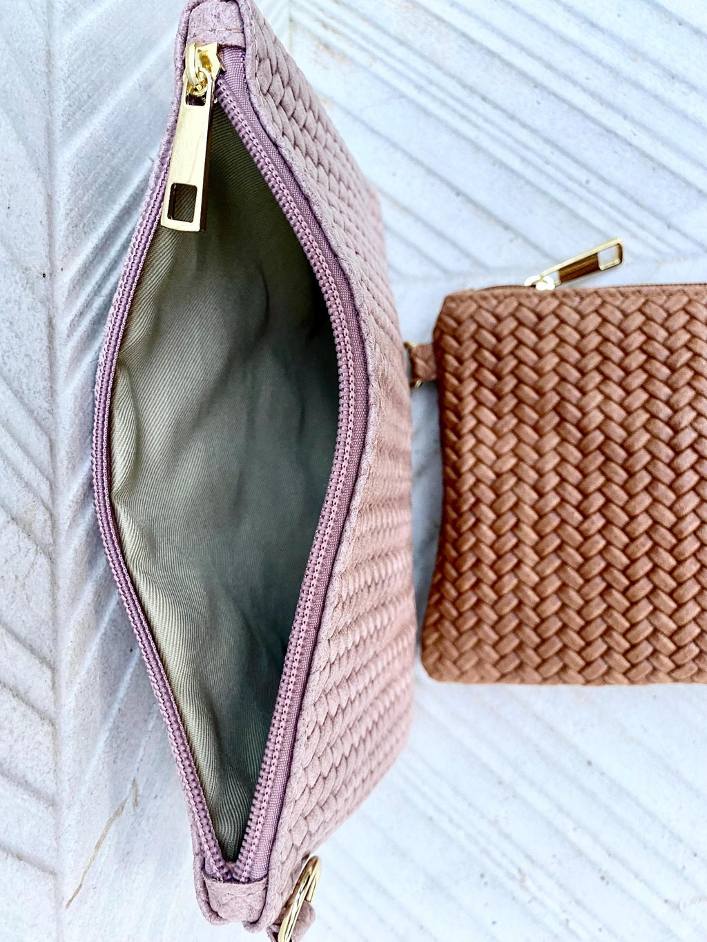 Small leather bag in camel brown. Embossed GENUINE leather crossbody / shoulder bag. Brown leather bag. Tobacco brown purse
