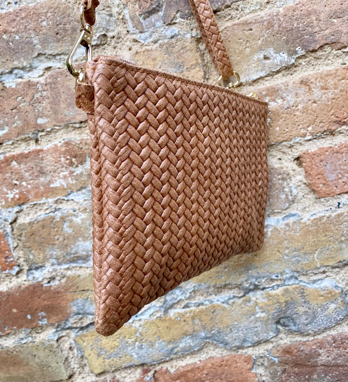 Small leather bag in camel brown. Embossed GENUINE leather crossbody / shoulder bag. Brown leather bag. Tobacco brown purse