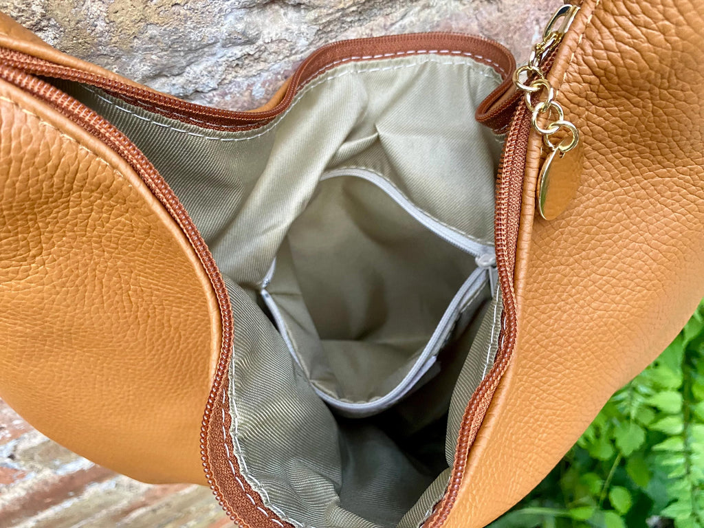 Camel brown leather slouchy bag with ZIPPER + lining. Soft natural genuine leather bag. Light brown leather purse. Brown leather hobo bag