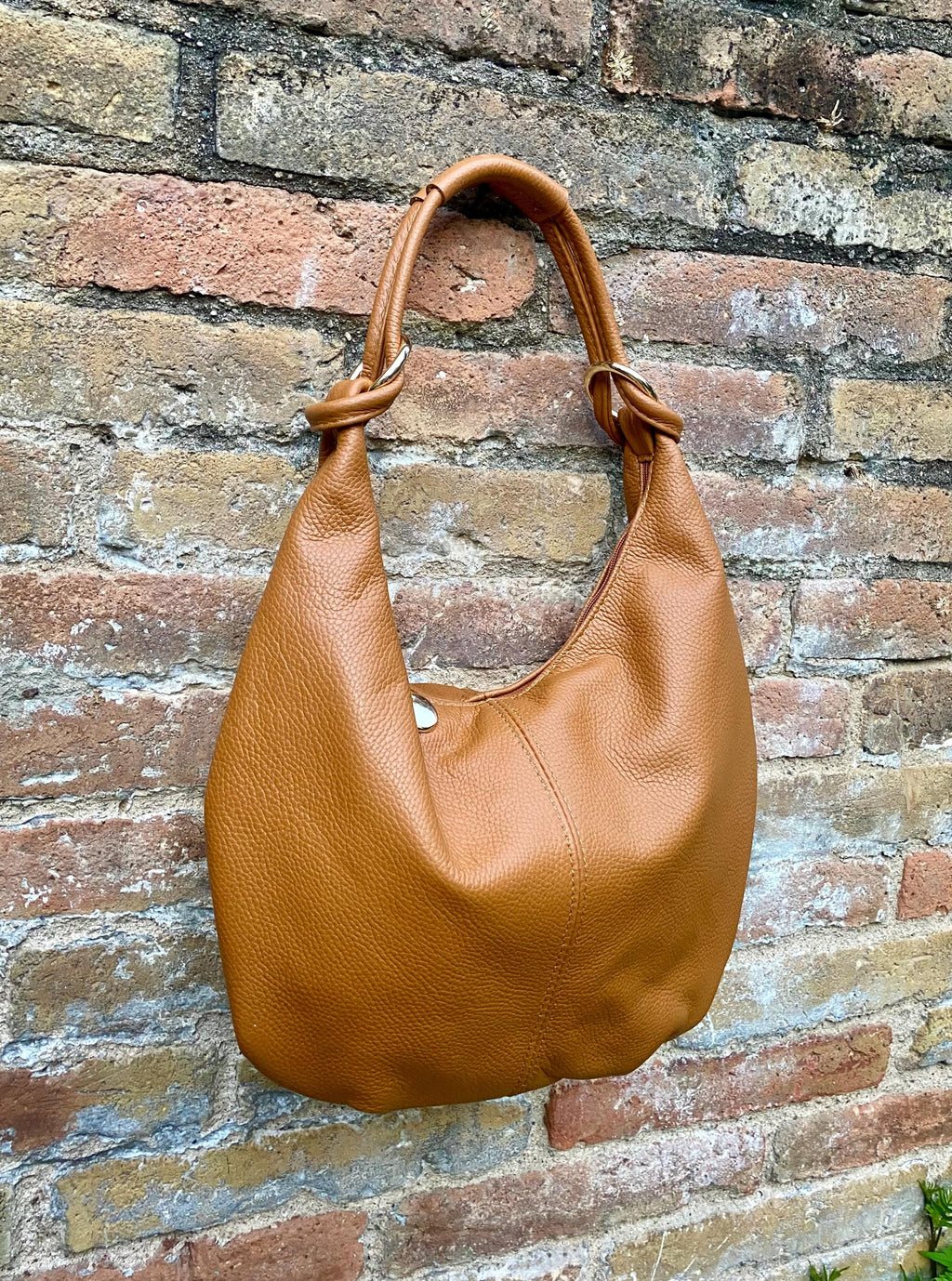 Camel brown leather slouchy bag with ZIPPER + lining. Soft natural genuine leather bag. Light brown leather purse. Brown leather hobo bag