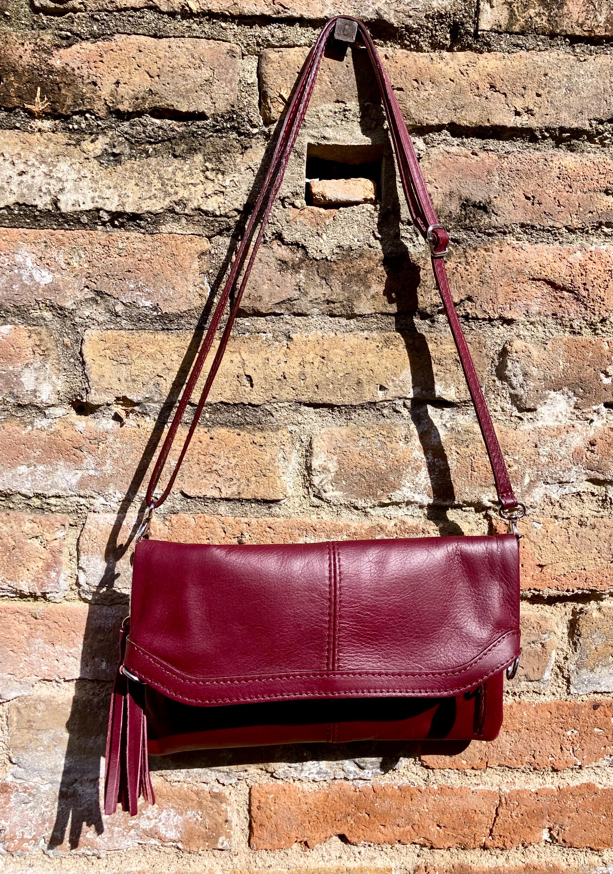 Small leather bag in maroon. Cross body bag, shoulder bag in GENUINE leather. Burgundy - brown bag with adjustable strap, zipper and flap.