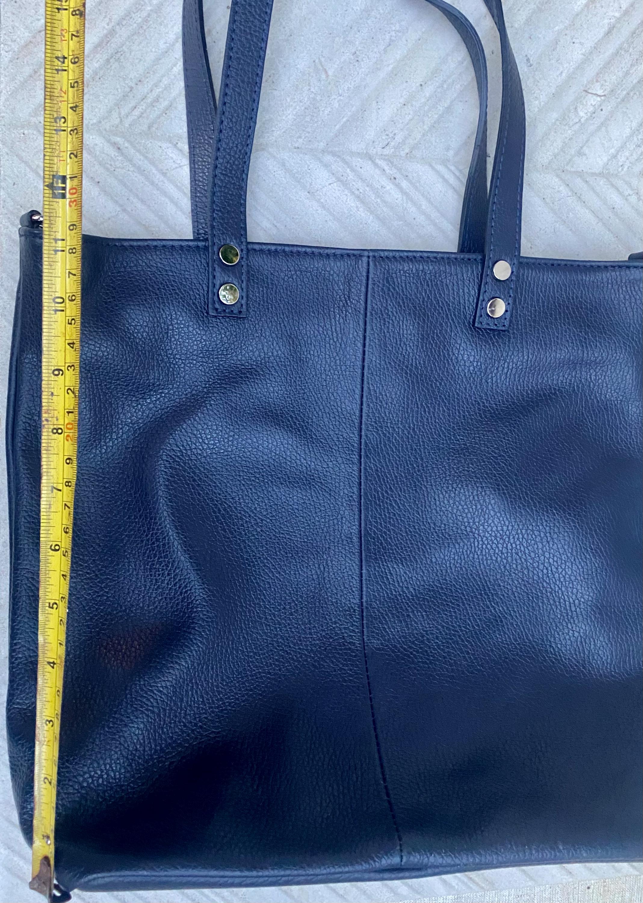 Navy blue leather shoulder / crossbody bag. Genuine leather NAVY tote. Laptop, tablet or book bag with lining and zipper.