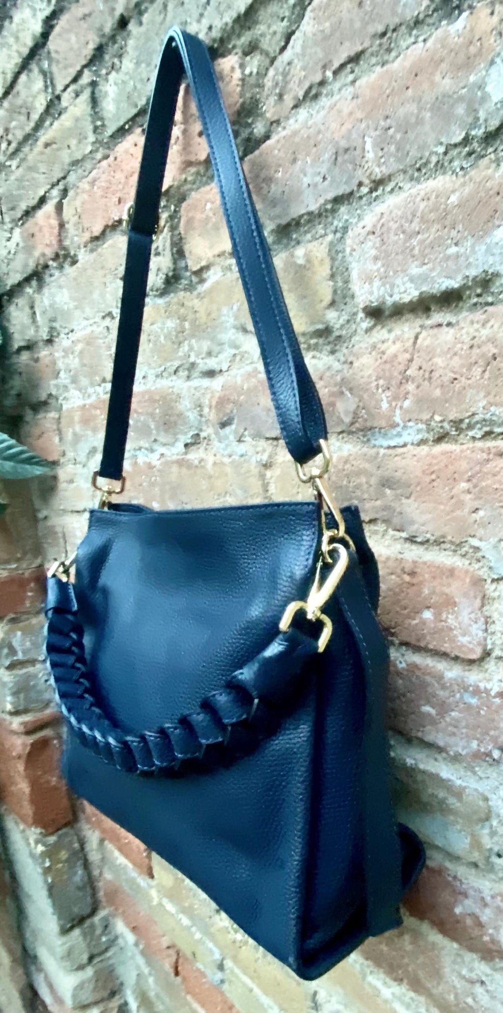 NAVY BLUE genuine leather bag. Hand / shoulder / crossbody bag. Removable longer adjustable strap. Dark blue shopper bag. Navy leather purse