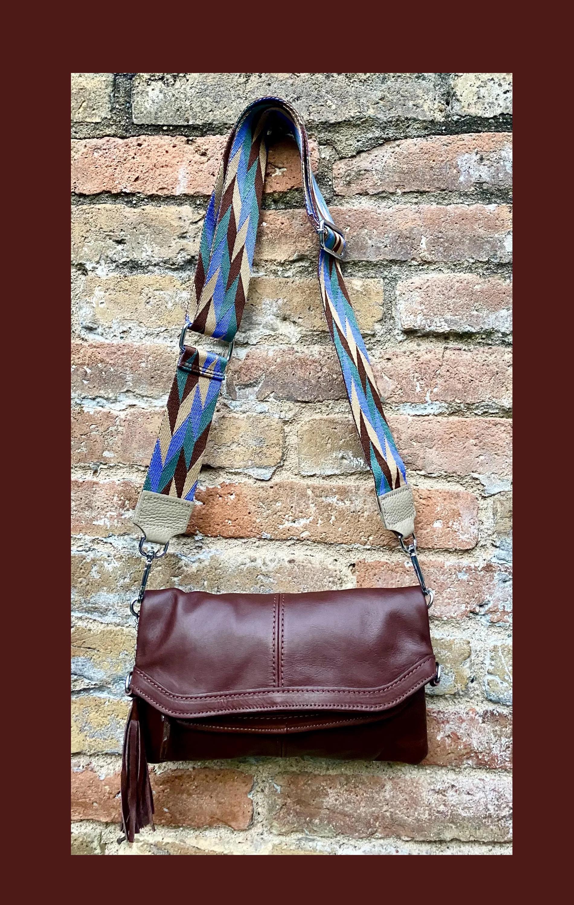 Small leather bag in maroon. Cross body bag, shoulder bag in GENUINE leather. Burgundy - brown bag with adjustable strap, zipper and flap.