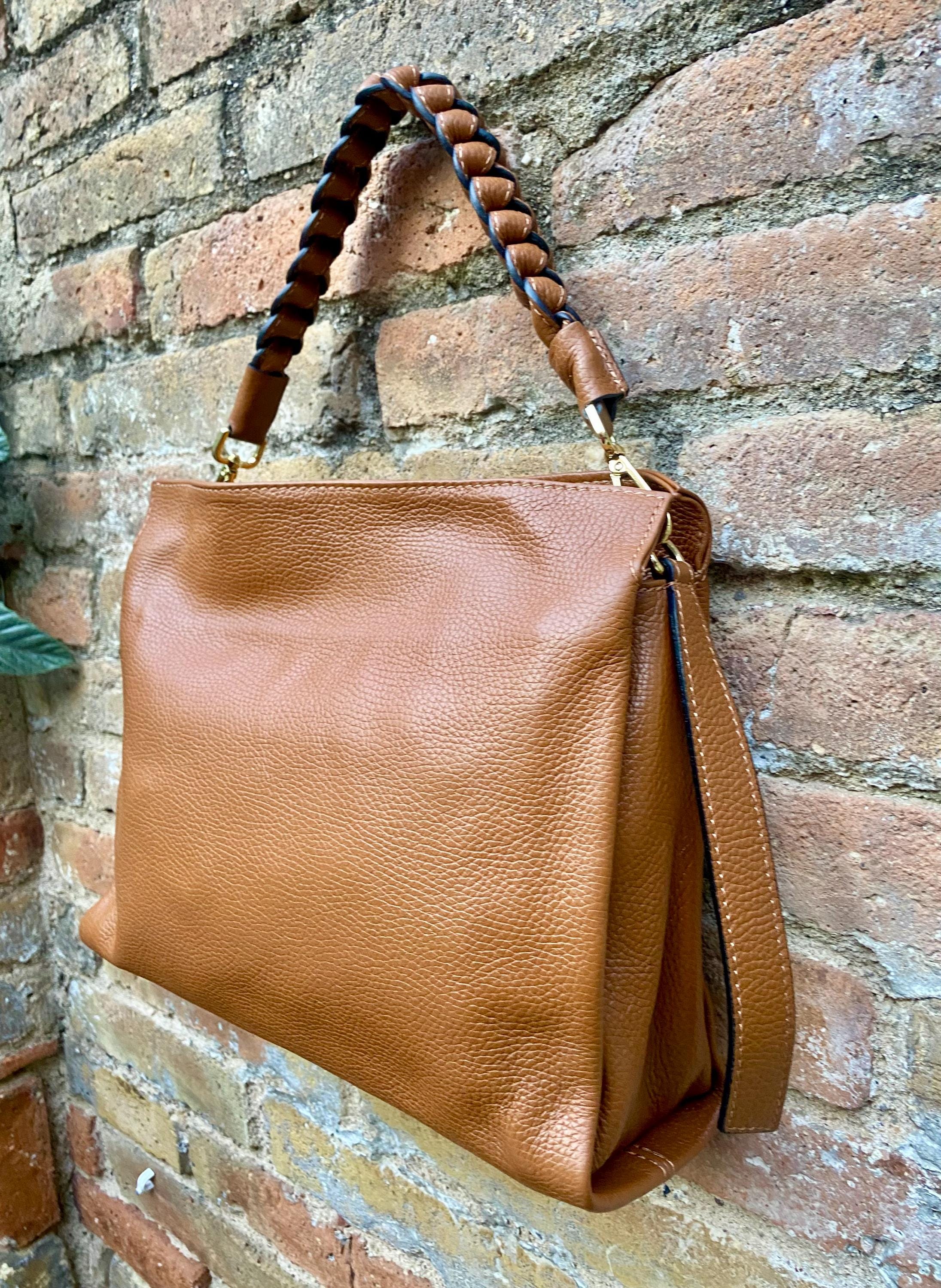 CAMEL BROWN genuine leather bag. Hand / shoulder / crossbody bag. Removable longer adjustable strap. Light tobacco shopper bag. Taupe purse