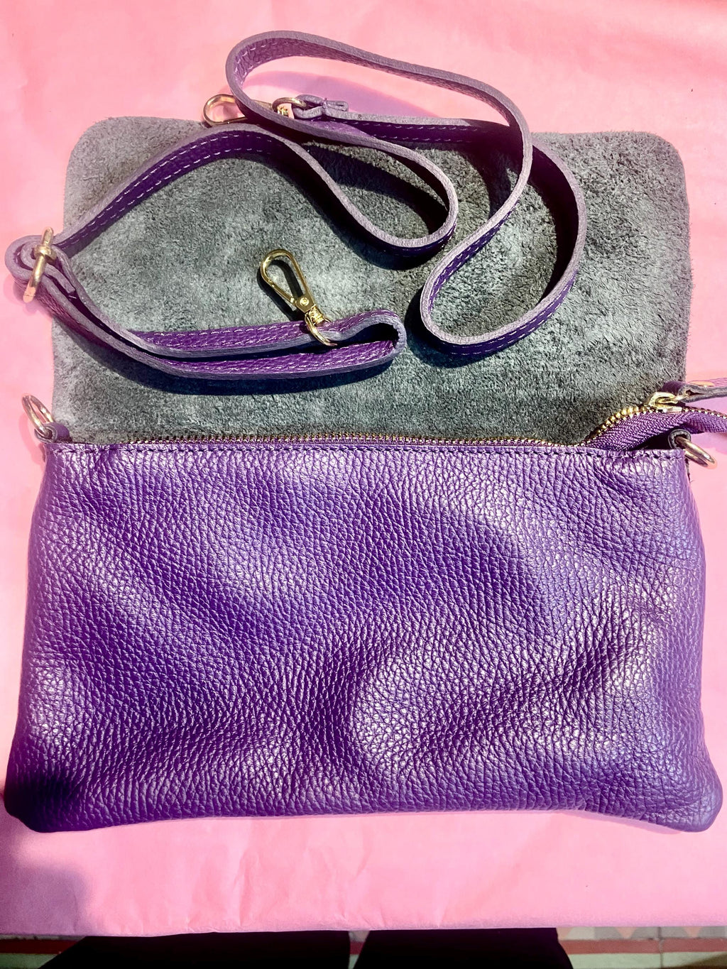 Small leather bag in purple. Crossbody or shoulder bag in GENUINE leather. Purple purse with adjustable strap and zipper underneath the flap