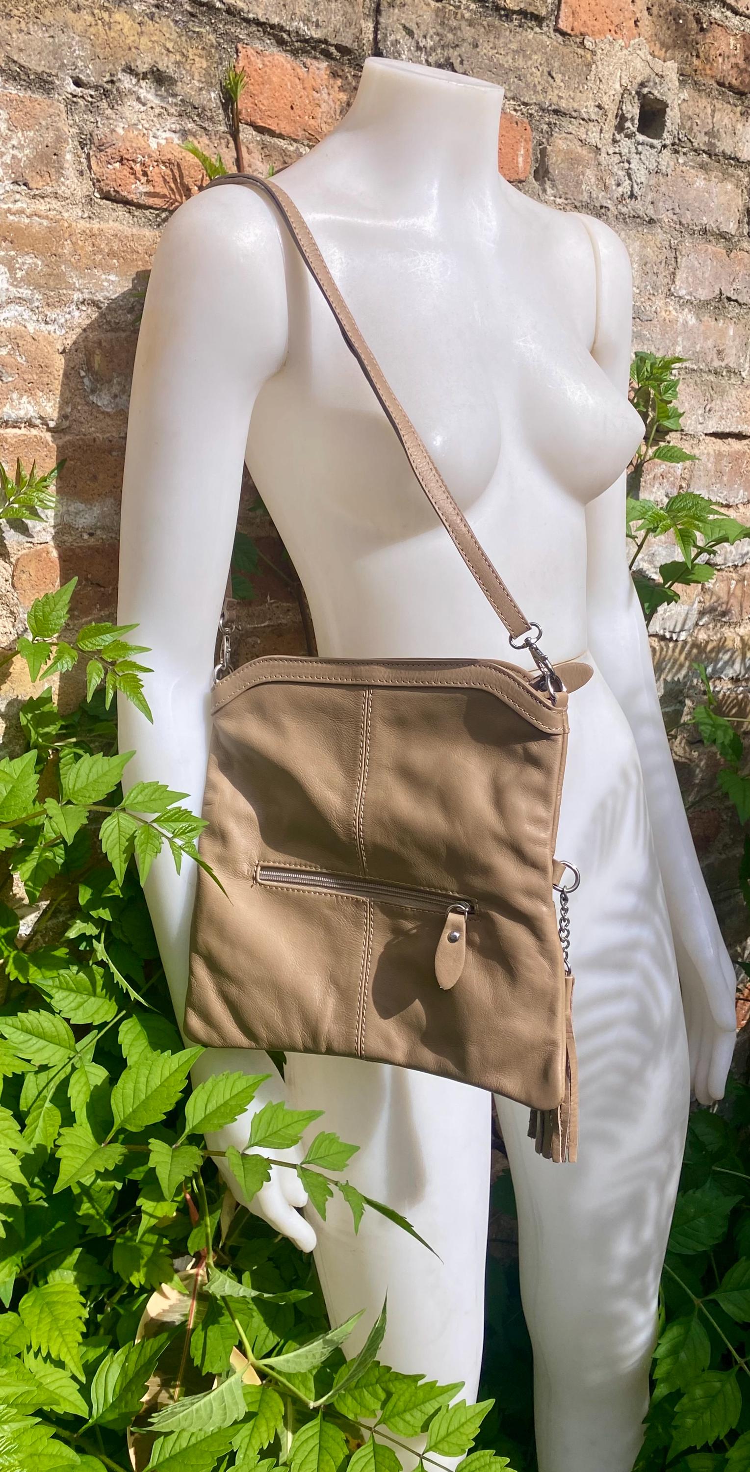 Small leather bag in maroon. Cross body bag, shoulder bag in GENUINE leather. Burgundy - brown bag with adjustable strap, zipper and flap.