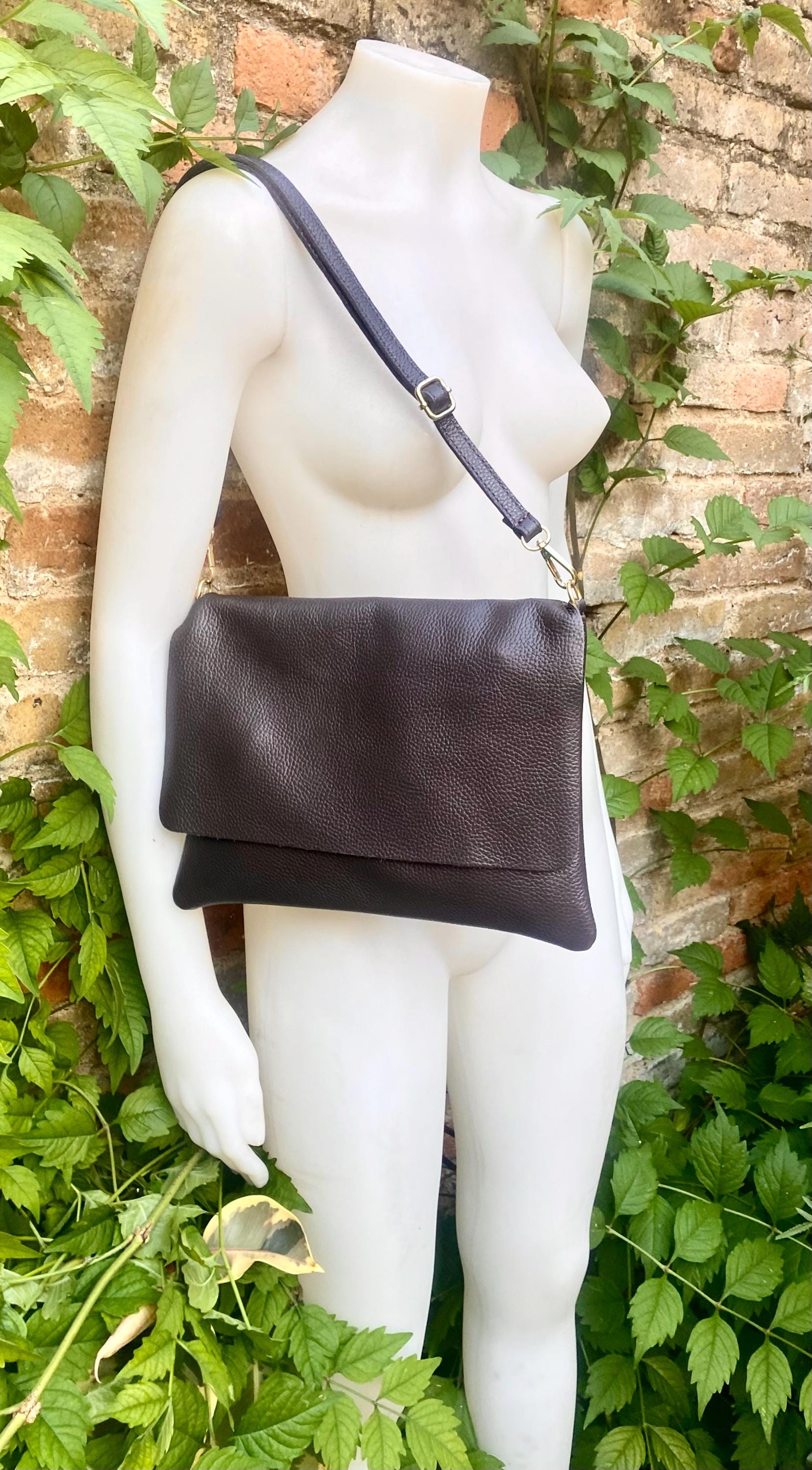 DARK BROWN crossbody / shoulder leather bag. Chocolate brown soft genuine leather. Boho crossover, messenger bag. Brown leather purse.