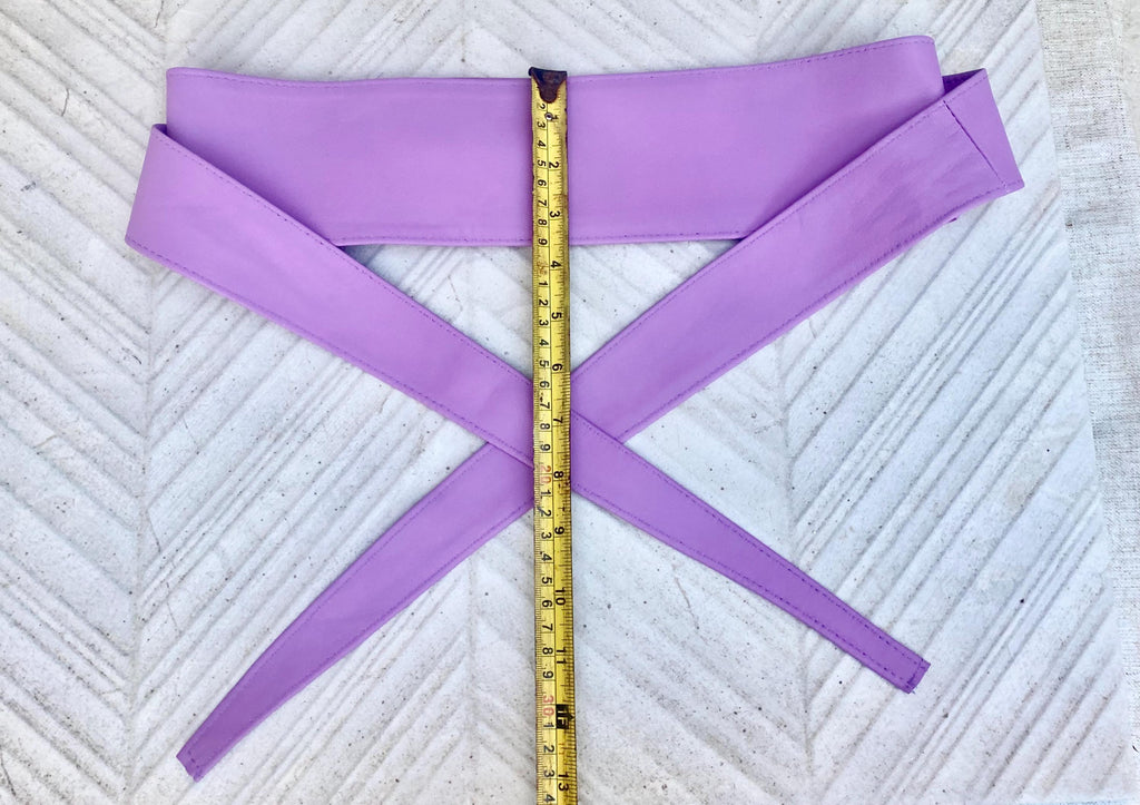 Light PURPLE obi belt. Lavender soft genuine leather. Wraparound lilac waist belt. Wide style. Boho dress belt in soft mauve leather