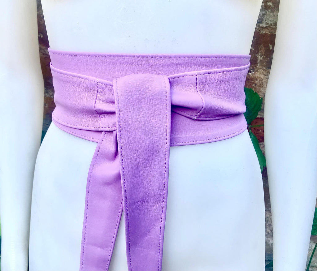 Light PURPLE obi belt. Lavender soft genuine leather. Wraparound lilac waist belt. Wide style. Boho dress belt in soft mauve leather