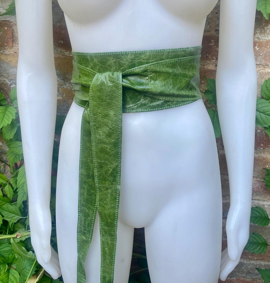 Moss green obi belt. Wrap belt in soft genuine leather. Wraparound wide waist belt. Boho dress belt in distressed glossy green leather.