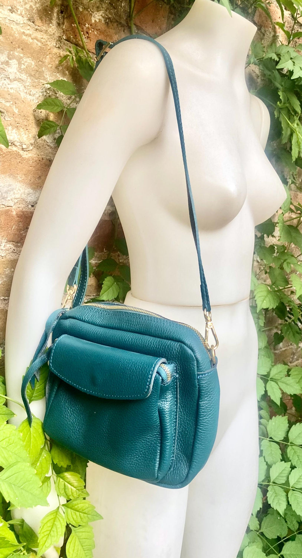 Genuine leather teal GREEN bag with embroidered strap. GENUINE leather cross body bag. GREEN purse with zippers. Green leather messenger