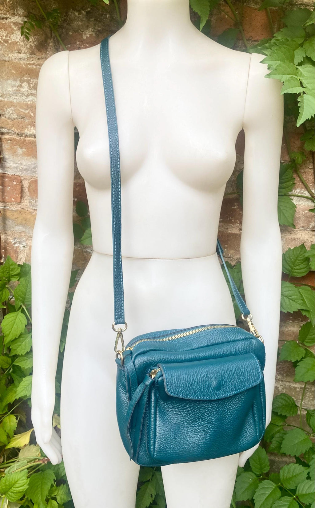 Genuine leather teal GREEN bag with embroidered strap. GENUINE leather cross body bag. GREEN purse with zippers. Green leather messenger