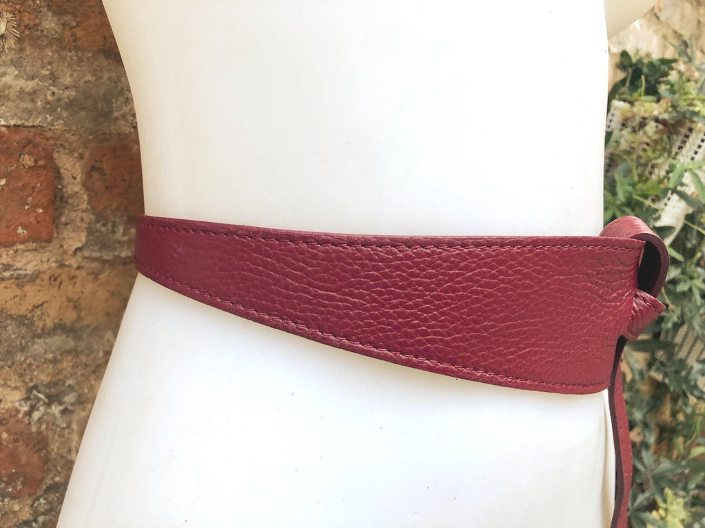 Burgundy waist belt. Genuine leather. Wine red wraparound belt. Genuine leather 80s style dress / overall belt. Dark terracotta red