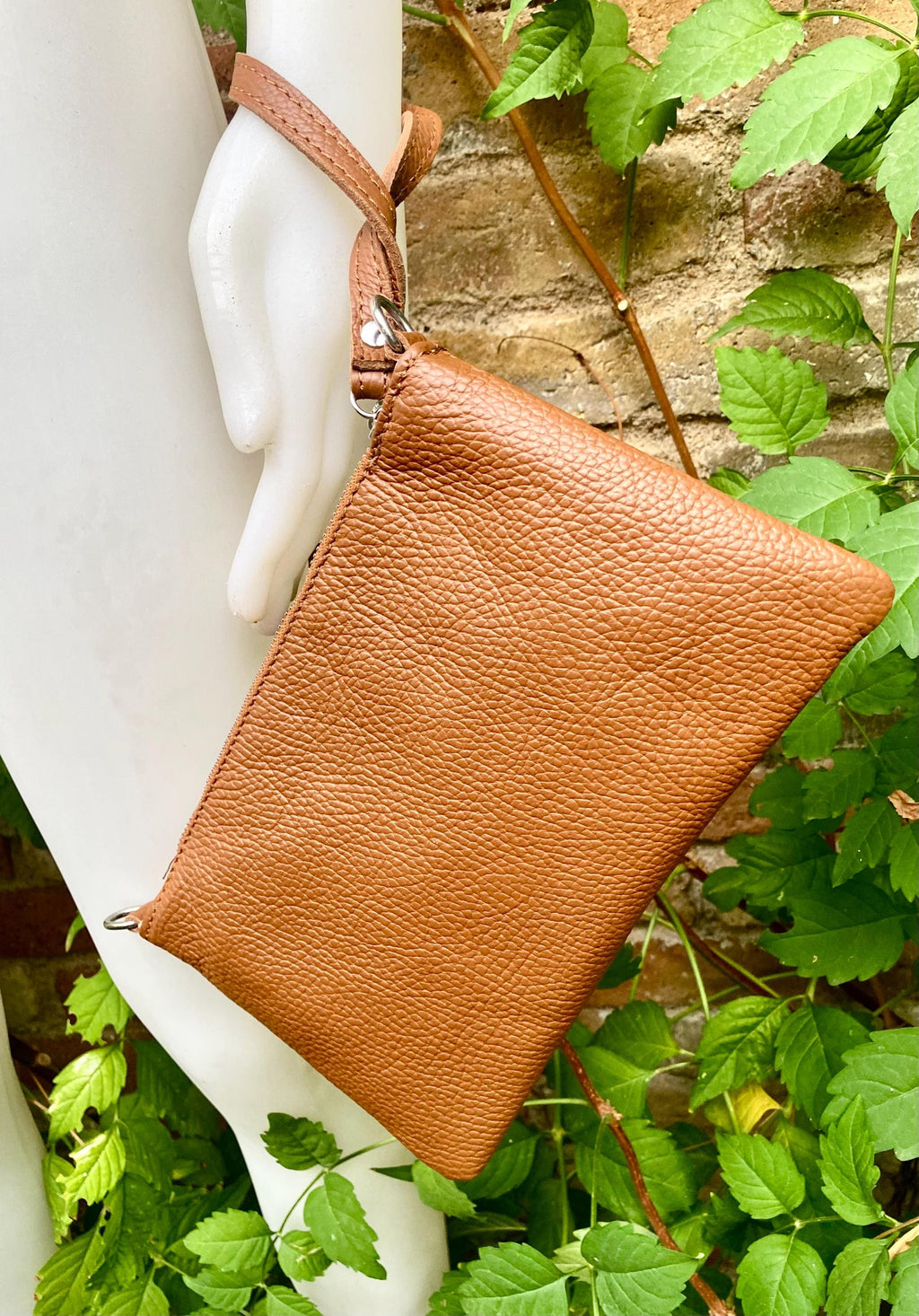 Small leather bag in camel brown. GENUINE leather crossbody / shoulder bag. Brown leather bag with silver hardware. Caramel brown purse