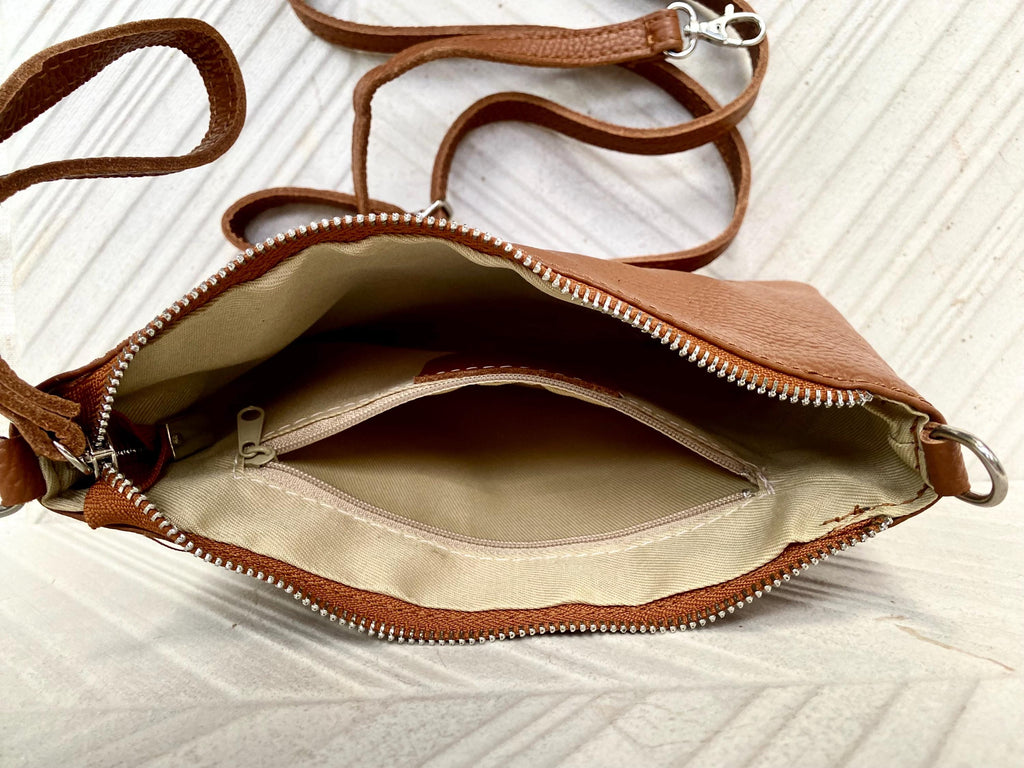 Small leather bag in camel brown. GENUINE leather crossbody / shoulder bag. Brown leather bag with silver hardware. Caramel brown purse
