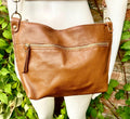 Camel brown leather bag. Genuine leather messenger bag. Rusty brown crossbody / shoulder bag with zipper and adjustable strap