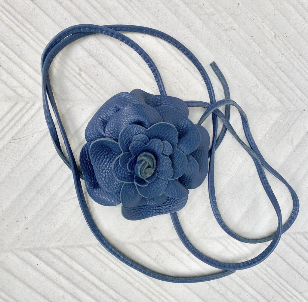 Flower leather belt in navy blue. Waist, overall or dress belt. Dark blue genuine leather. Navy rose belt. Large blue flower.