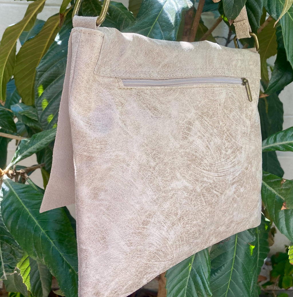Cross body suede bag. GENUINE leather bag in beige. BOHO natural leather bag. Messenger bag in suede for books, tablets. Beige suede purse