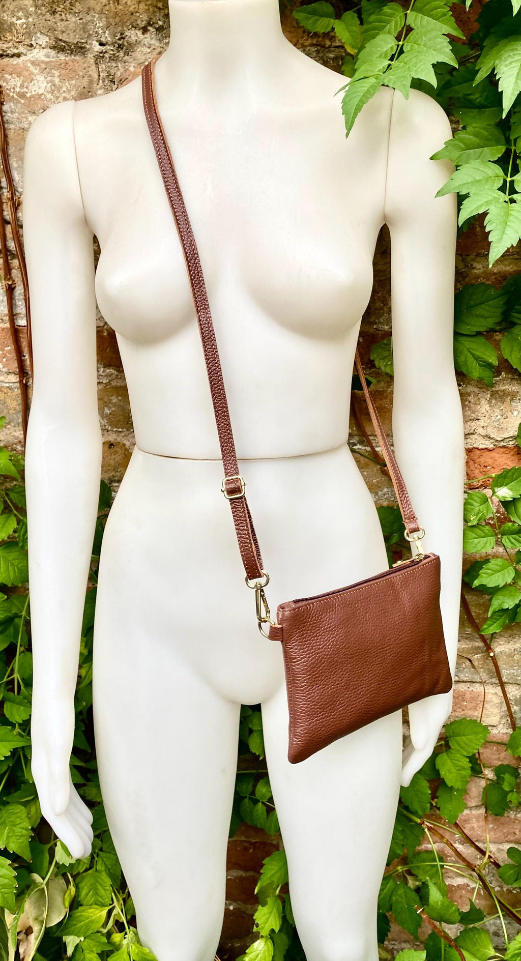 Small leather bag in dark rusty brown. GENUINE leather crossbody / shoulder bag.Brown leather bag with GOLD hardware. Warm brown purse