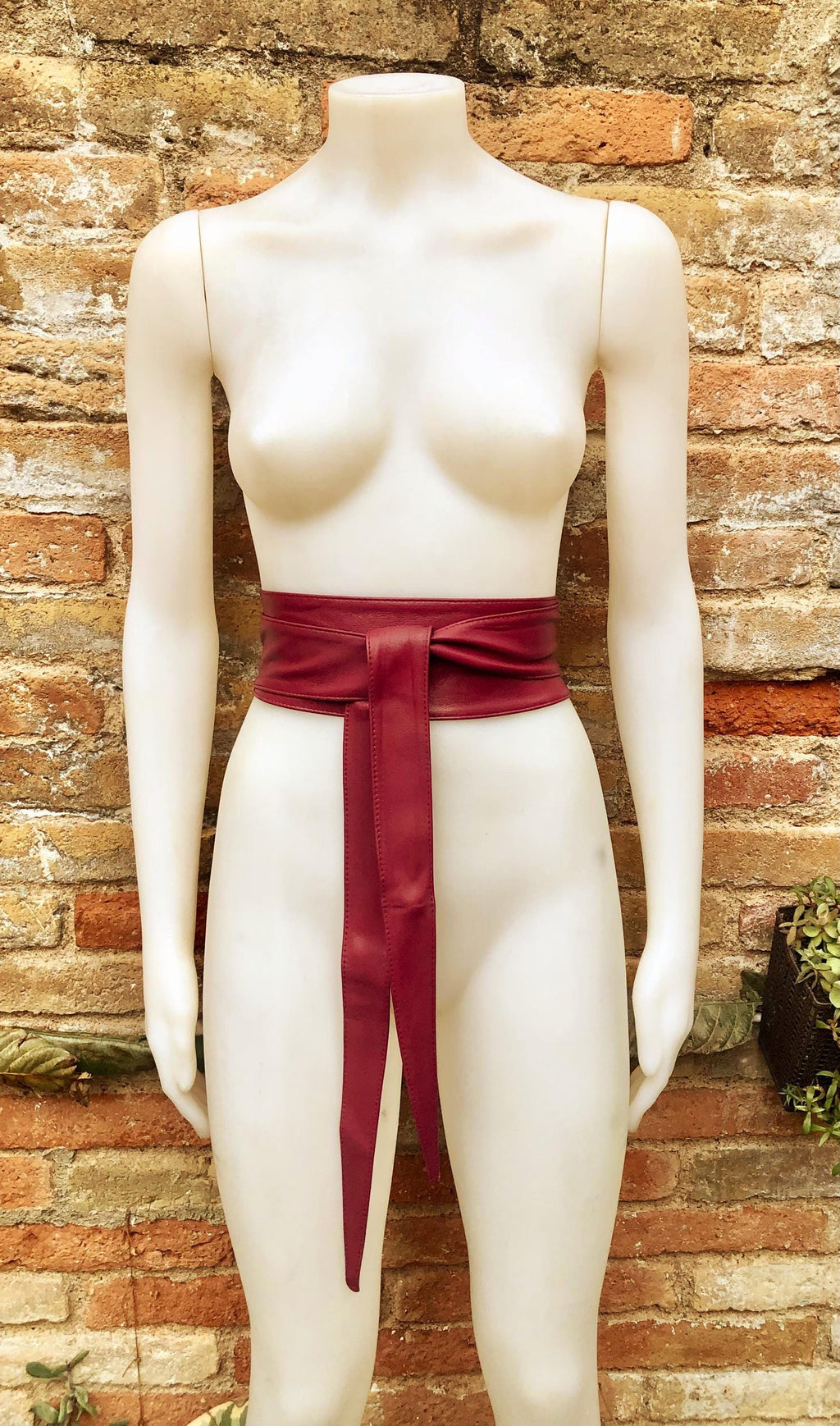RED obi belt. Wrap belt in soft genuine leather. Wraparound waist belt. Wide style. Light burgundy boho dress belt. Dark red overall belt.